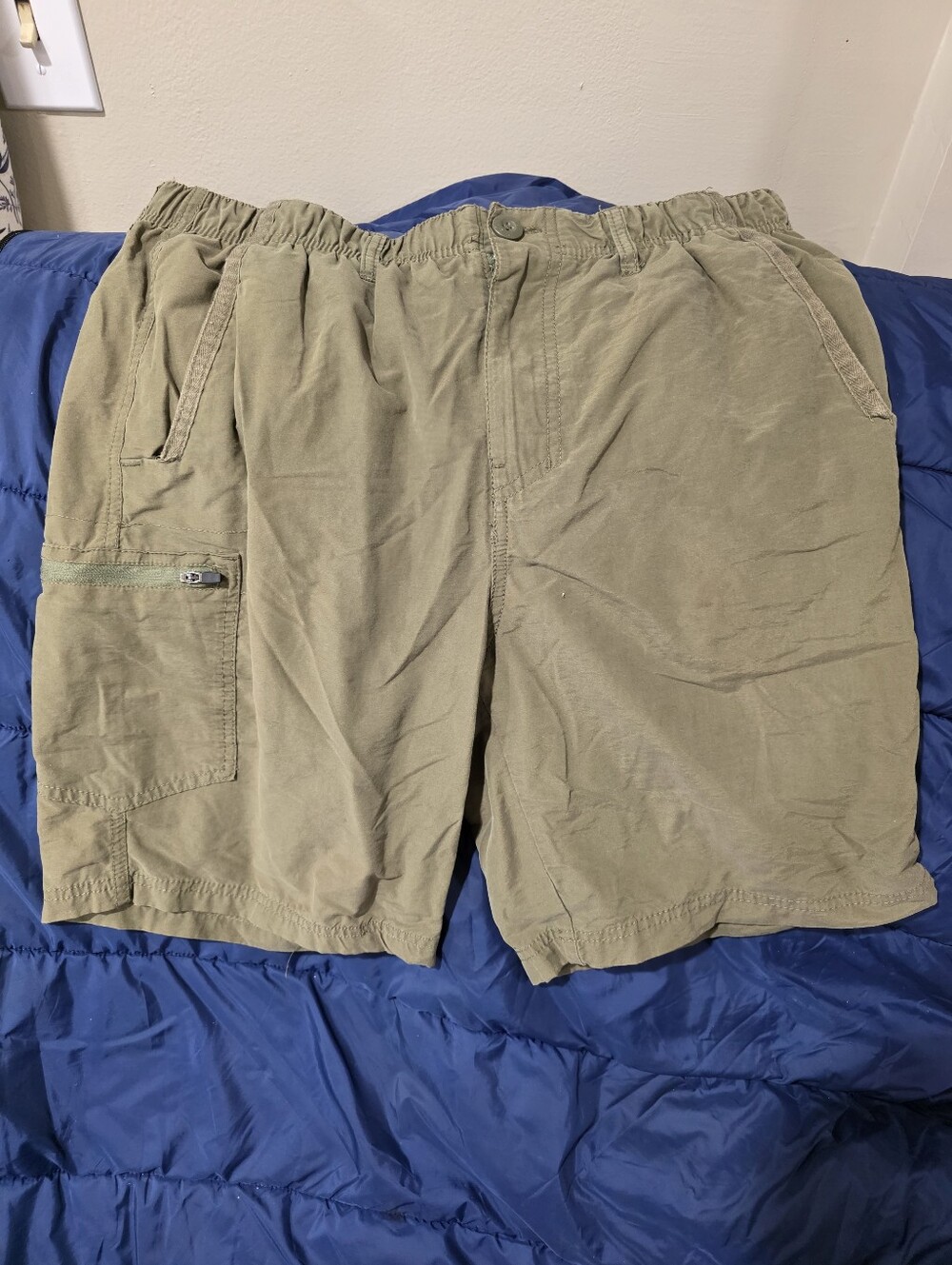 Men's Casual Elastic-Waist Khaki Cargo Shorts
